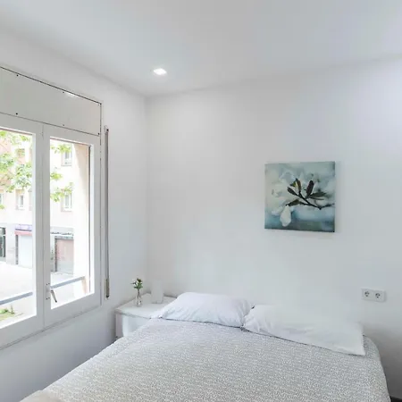 Your - Mar Bella Apartment *