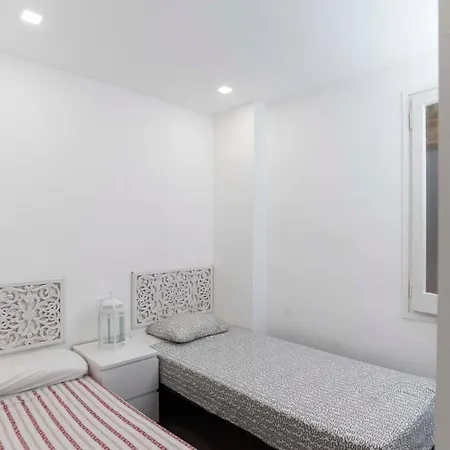 Your - Mar Bella Apartment